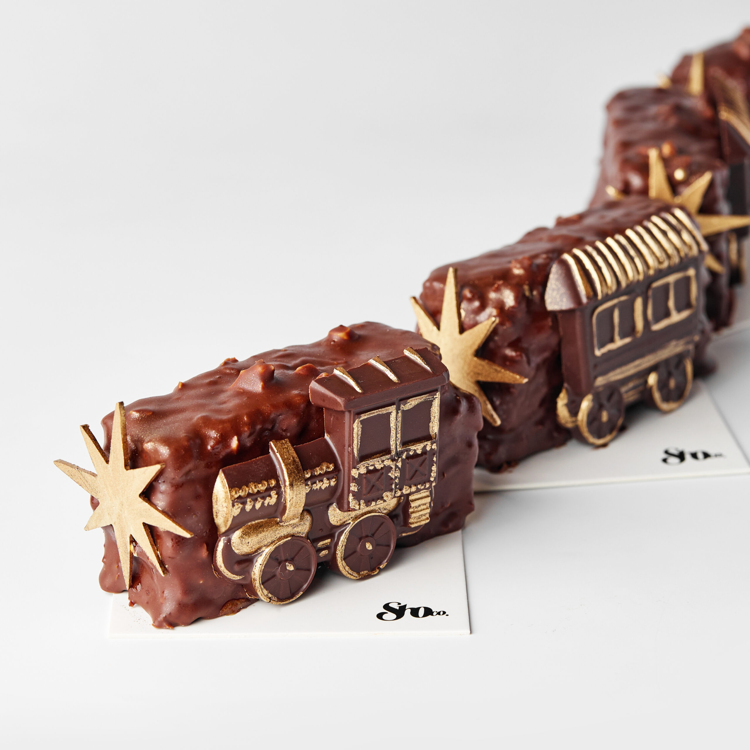 <span class="text-transform-none">SHOco. </span> & Потяг до Різдва